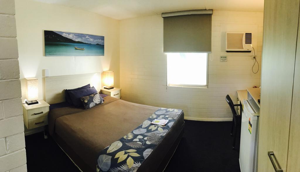 Dampier Mermaid Hotel Karratha Buitenkant foto