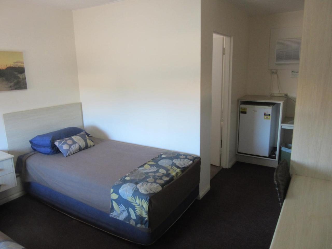 Dampier Mermaid Hotel Karratha Buitenkant foto