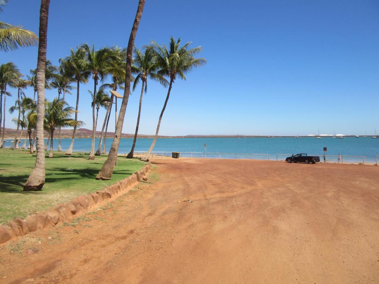 Dampier Mermaid Hotel Karratha Buitenkant foto