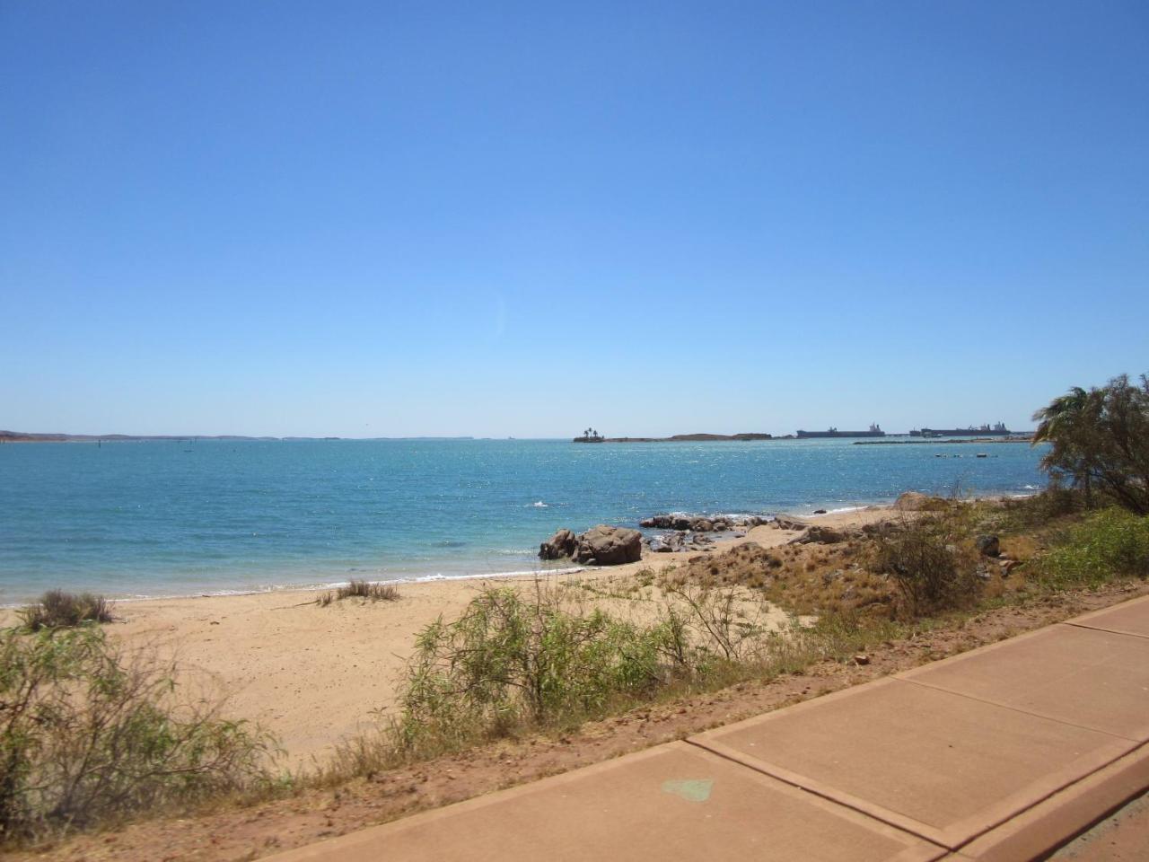 Dampier Mermaid Hotel Karratha Buitenkant foto