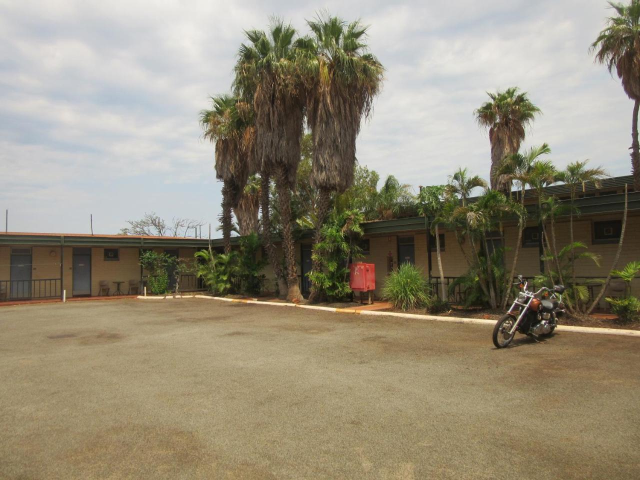 Dampier Mermaid Hotel Karratha Buitenkant foto